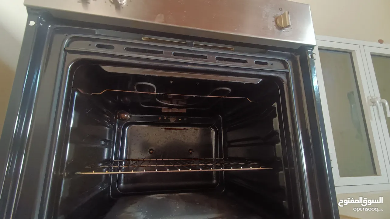 oven new condition made in Italy gas and electric