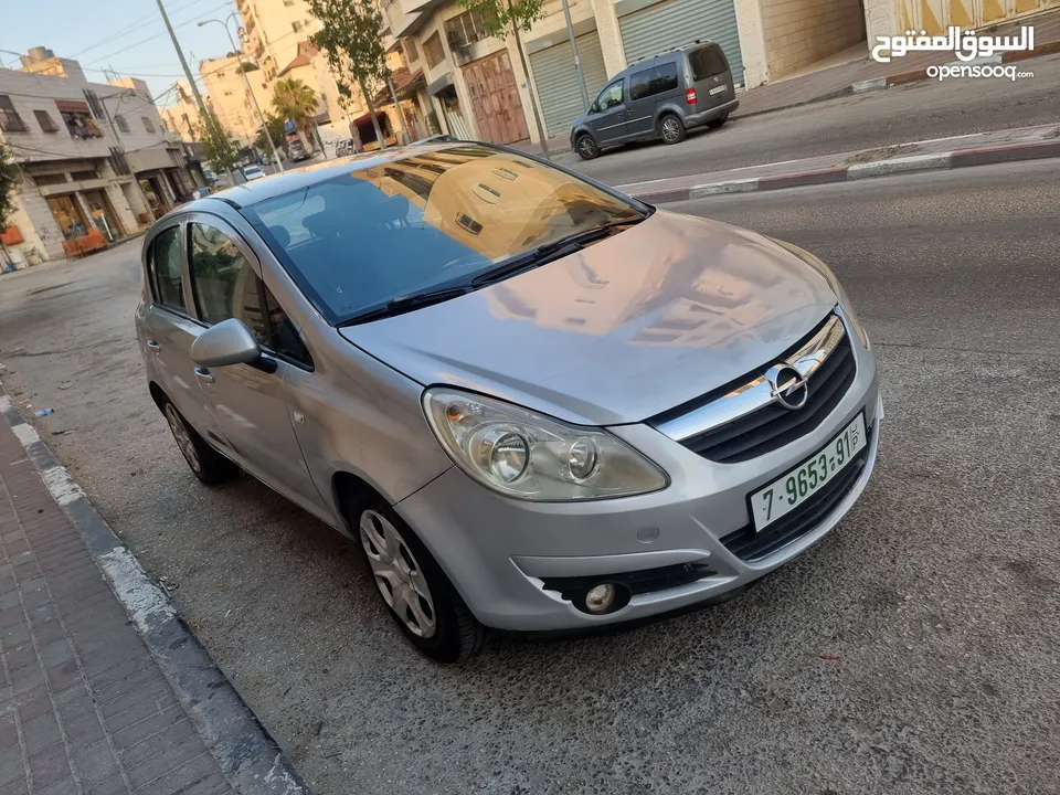 ابل كورسا جير عادي