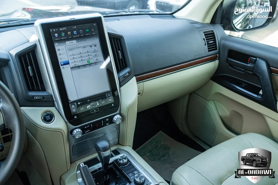 Toyota Land Cruiser 2017 Gx-r V8  السيارة بحالة الوكالة و قطعت مسافة 141,000 كم   اللون : اسود
