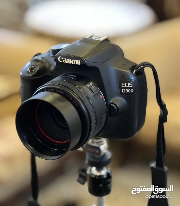 كاميرا كانون مع عدسة 50mm للبيع بسعر حرق