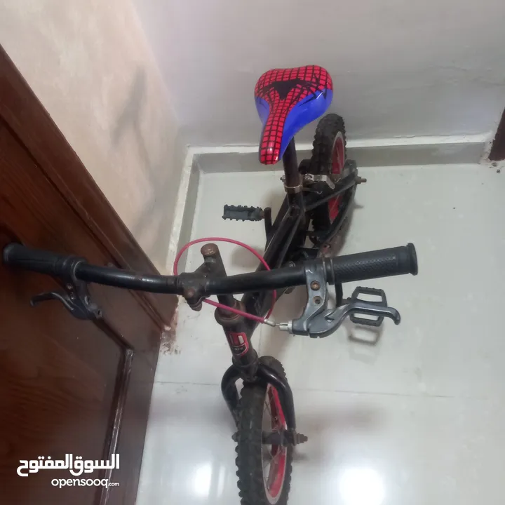 بسكليت للبيع بحالة جيده جنط 12
