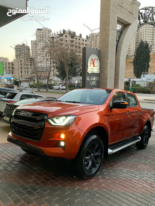 اسوزو ديماكس الوان مميزة
