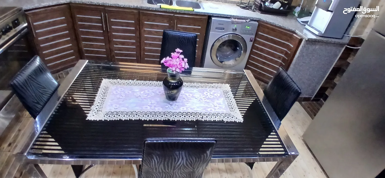 طاوله سفره / ديكور شاشاه للبيع