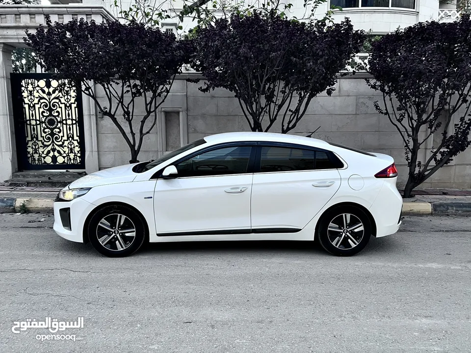 ايونيك هايبرد نخب بسعر مميز