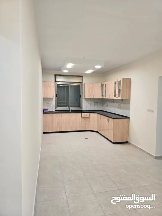 شقة سكنية  (كوشان طابو) سعر الكاش 85000 دولار وسعر التقسيط 90000 دولار