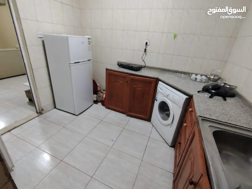 استوديوهات وشقق مفروشة للايجار