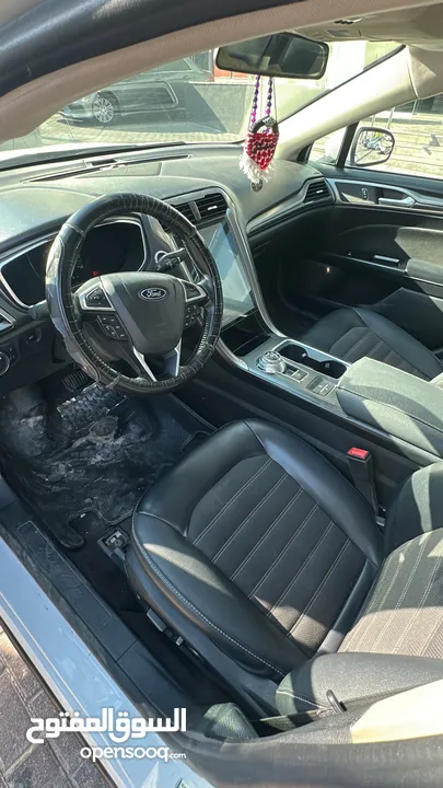 Ford fusion 2017 se sport بسعر مغري فتحة سبورت