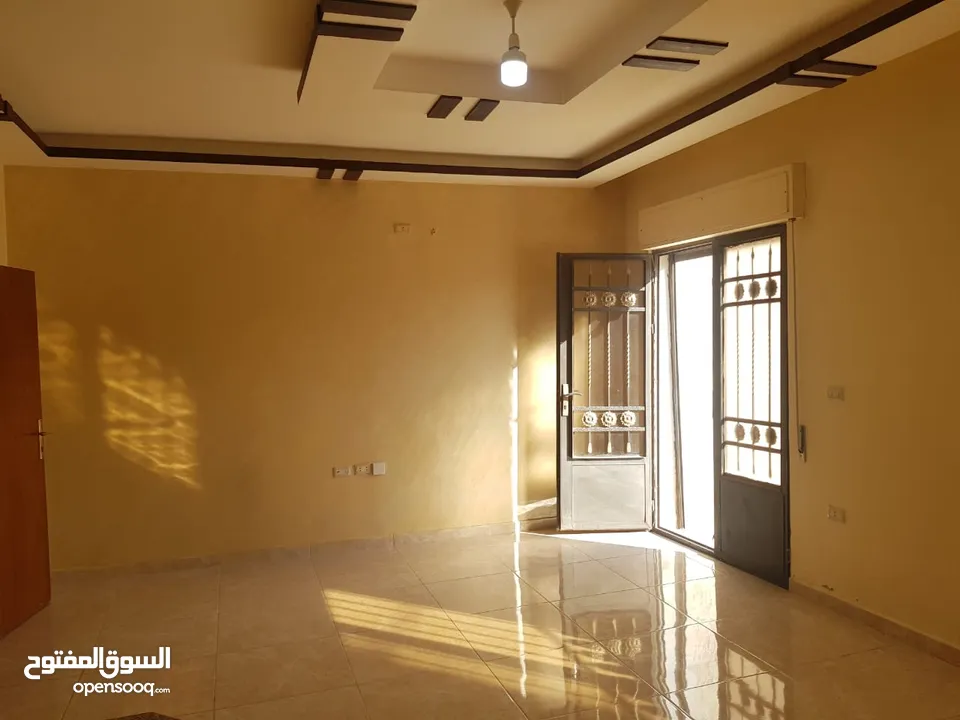 شقة سوبر ديلوكس للبيع في طبربور بسعر مميز عمر البناء 3 سنوات