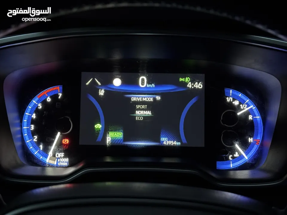 Toyota Corolla Hybrid 2023 عداد قليل ، فحص نخب ولا غرام بوية ، أعلى فئة إضافات و بسعرررررر مميزز