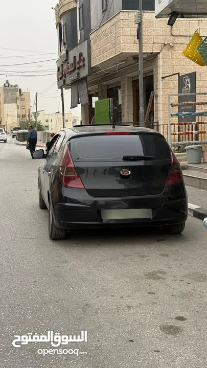 هيونداي i30 بنزين للبيع 1.6 mpi اوتومات موديل   2008 تسيير 2010
