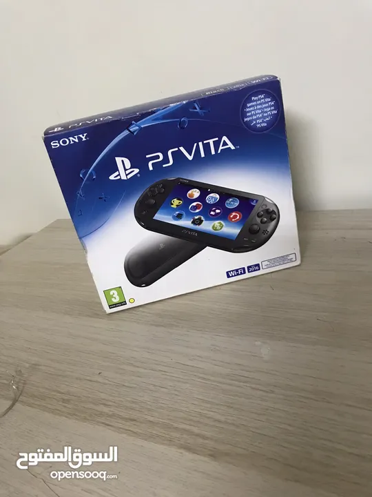 Ps vita جديده مع كامل الاسلاك والكرتون والشاحن