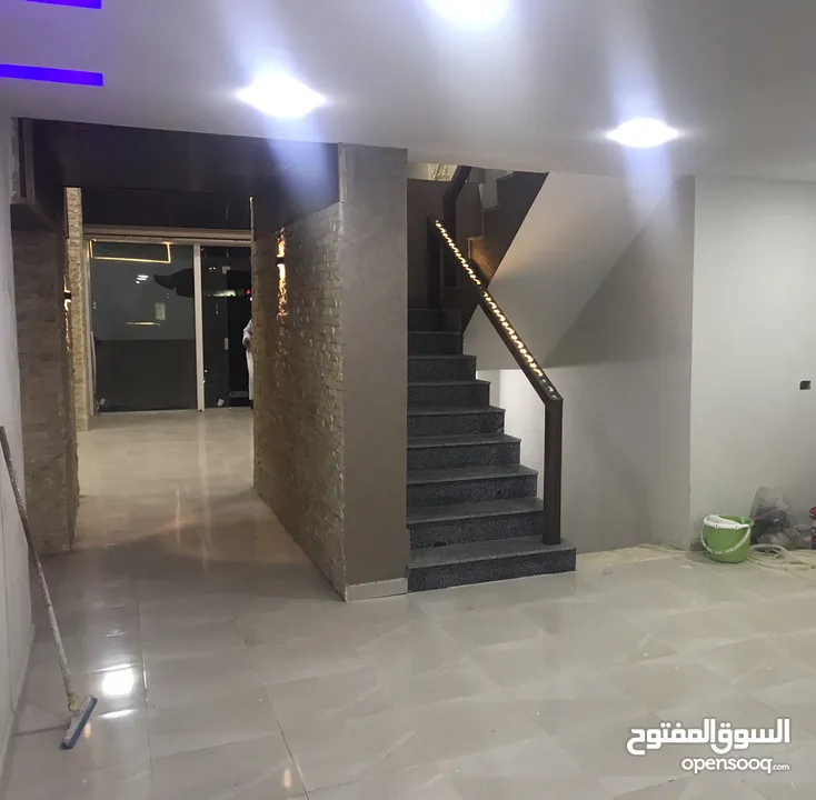 محل للبيع  مساحة 500 م أبراج عثمان  كورنيش المعادى