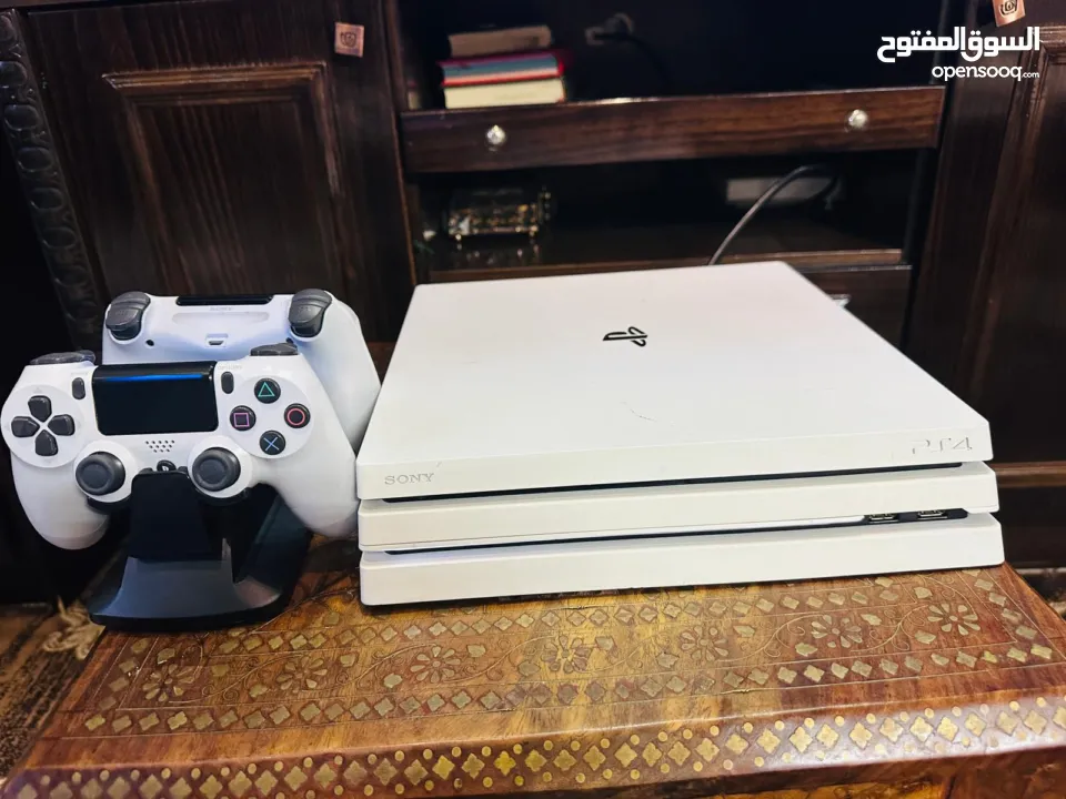 Playstation 4 Pro  بلاستيشن 4 برو