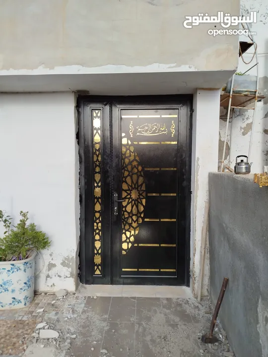 حرق اسعار على الابواب وحراسات للجدران والشبابيك ودربزينات وبرجولات للمنازل والحدائق