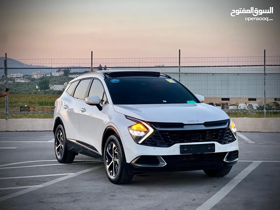 كايا سبورتاج  2022 فل الفل فتحة سقف  2x4 ///240Hp بنزين + كهرباء  ( Haybrid) 1600cc