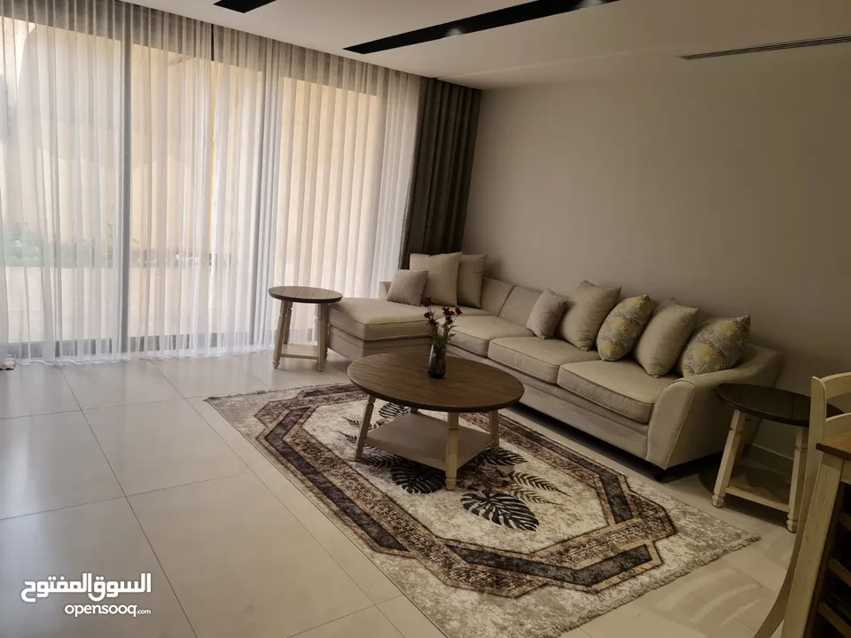 Fully Furnished Apartment in Abdoun , Near Saudi Embassy. شفة فاخره مفروشة للإيجار