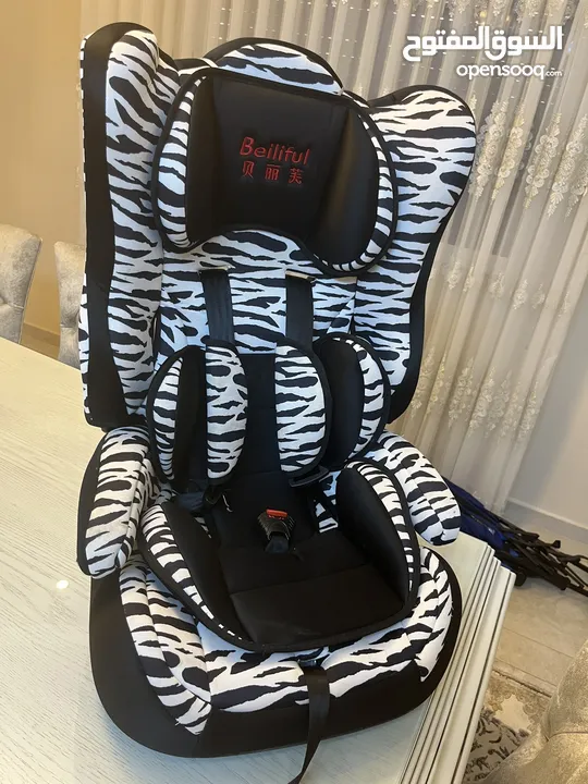 مقاعد سيارات للأطفال  مقعد سيارة  كرسي سيارة بيبي  Car seat من عمر سنة ل 5 سنوات كبير ومريح