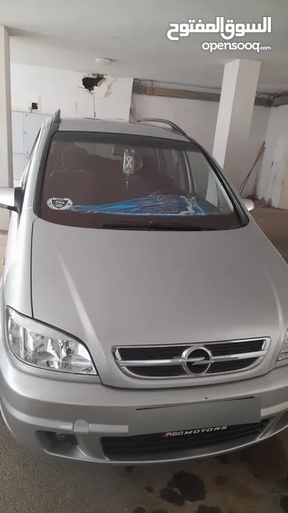 اوبل زفيرا 2004