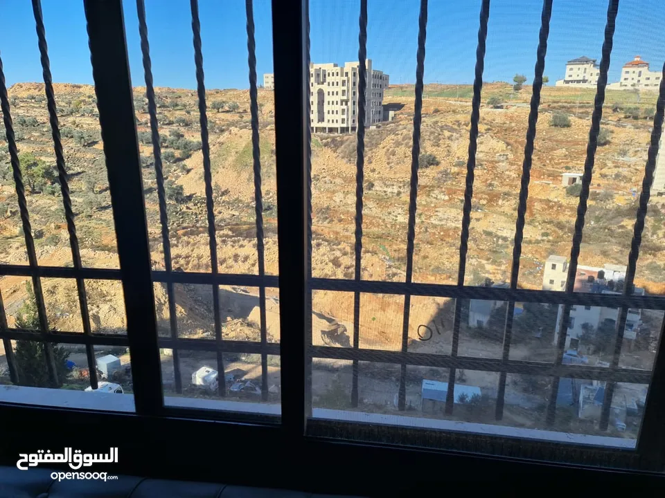 شقة مفروشة بحالة ممتازة تشطيب شخصي