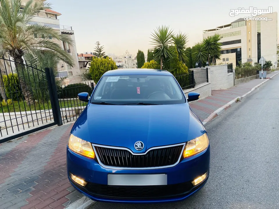 سكودا رابيد 2020 فل اوتماتك ممتازة جدا وبحالة الشركة الله يبارك لصاحب النصيب..