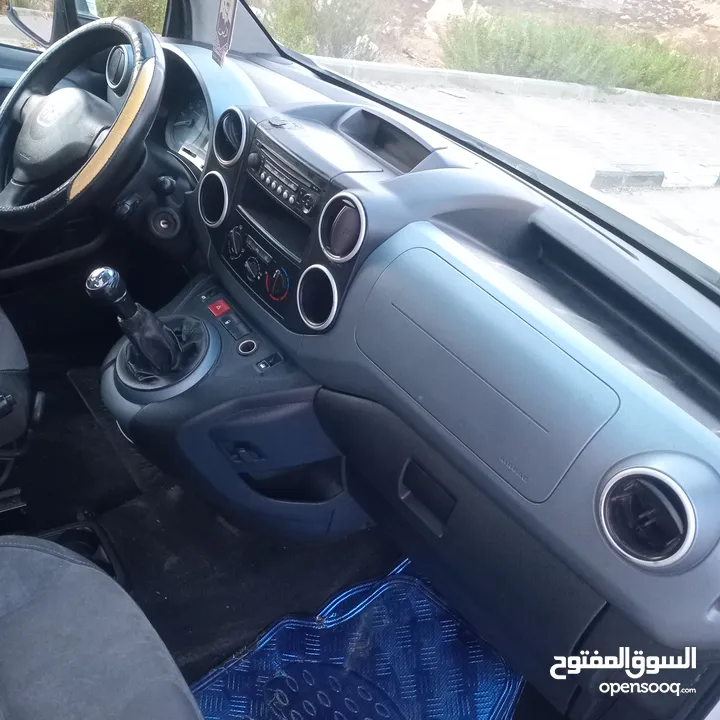بيجو بارتنر 2014 (4+1)جير عادي