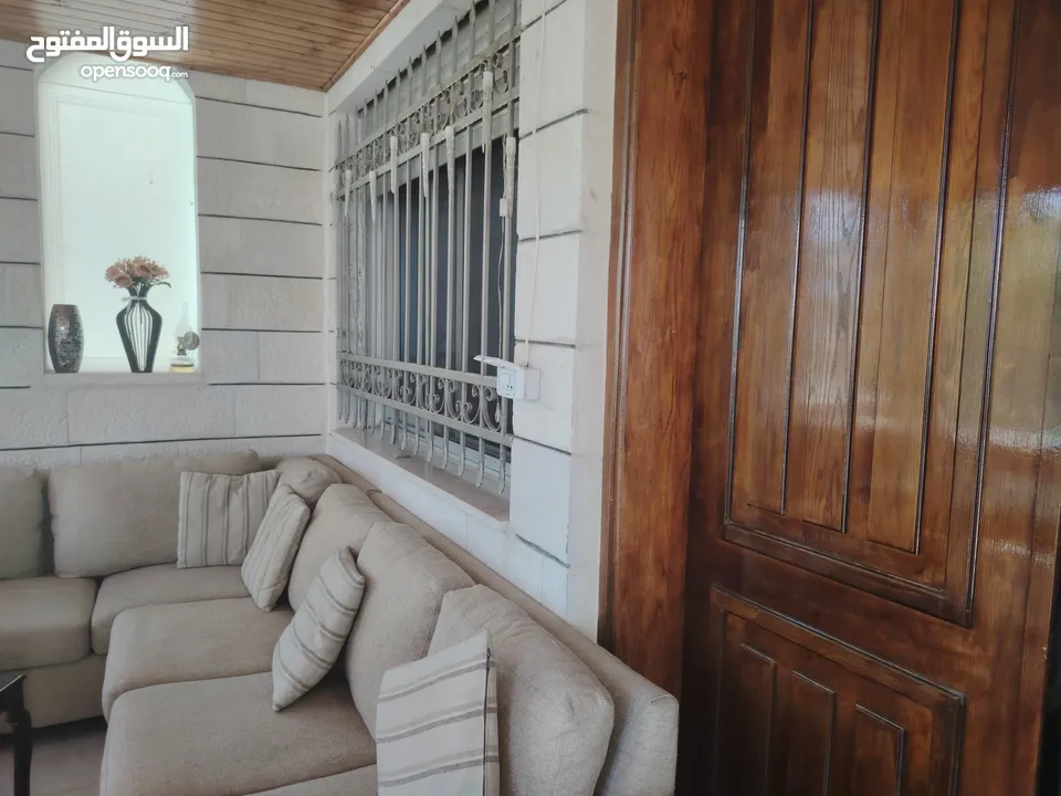 شقة ارضية للبيع ضاحية الرشيد