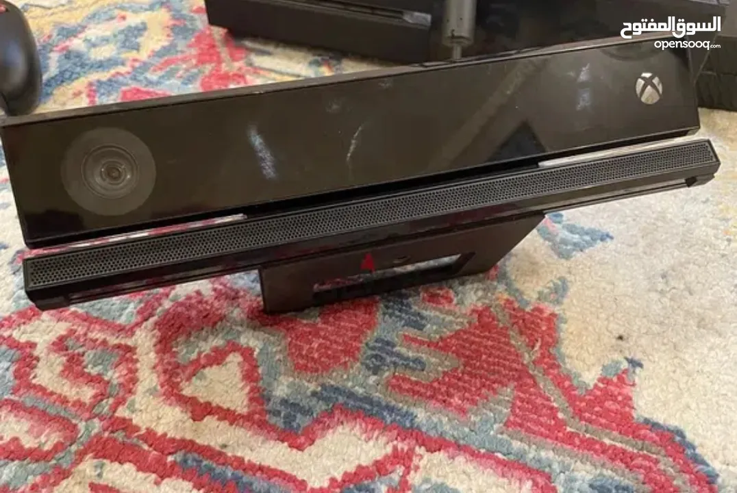 Xbox one with kinect and controller