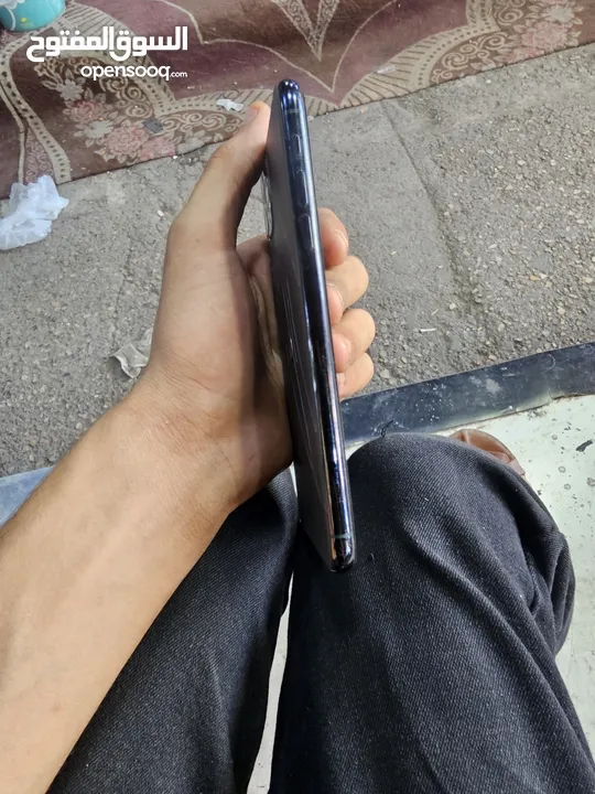 للبيع آيفون بطارية 86