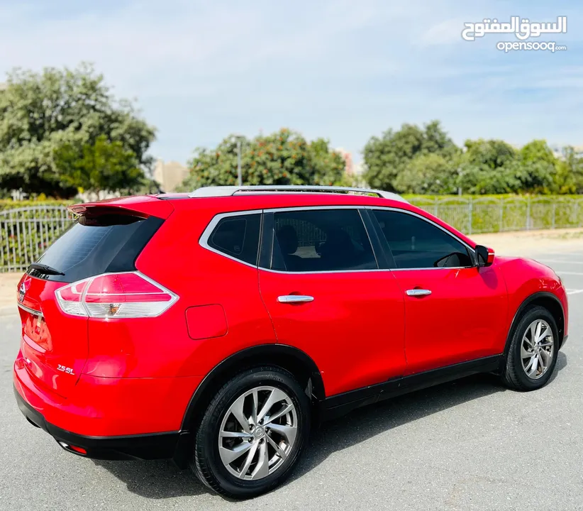 NISSAN XTRAIL 2015 RED GCC SL OPTION FULLY LOADED