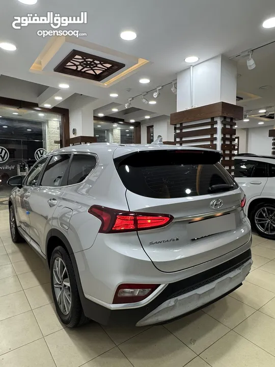 هونداي سنتافيه 2019 متور 2000 ديزل 4X4 فحص ممتاز دهان شركة