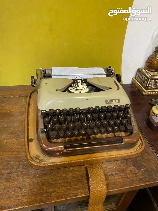 قطع أنتيكا مختلفة