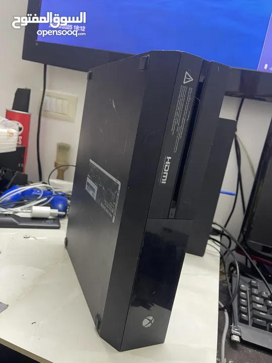 مع آيد وحدة اصلية Xbox one