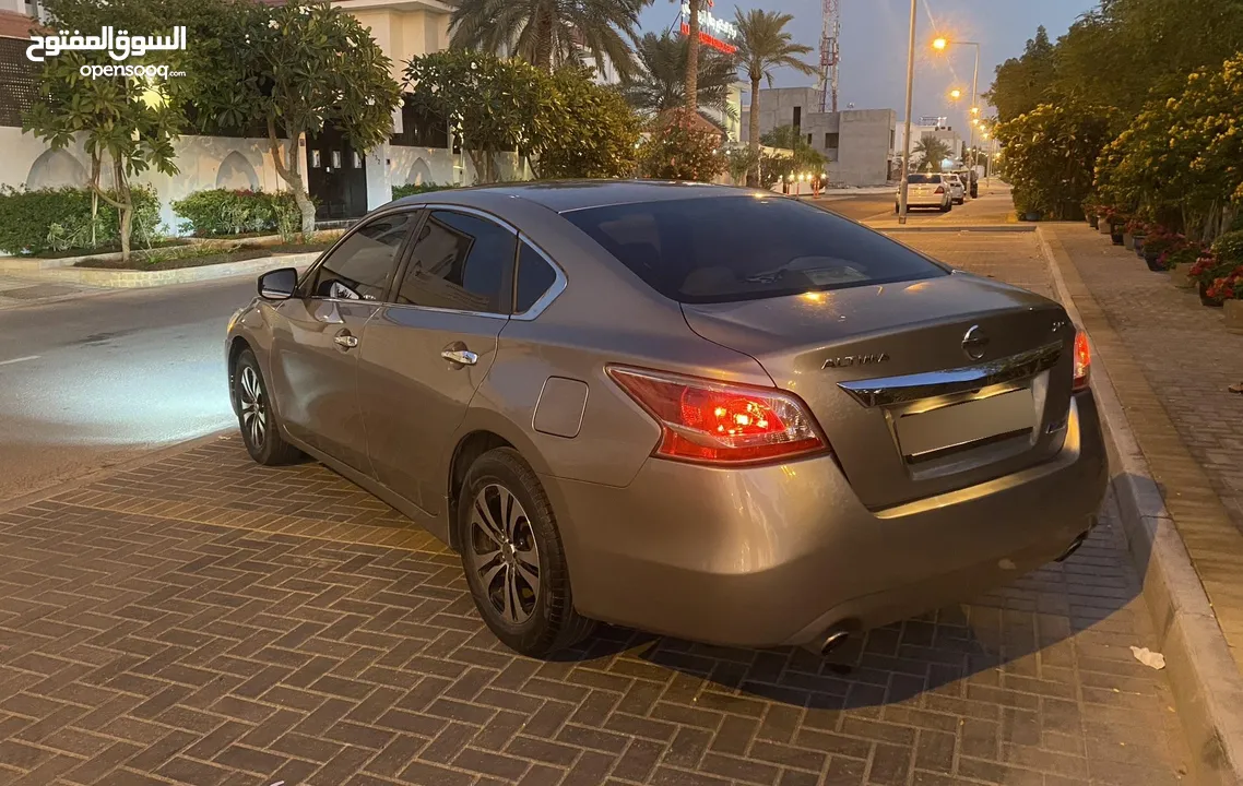 نيسان ألتيما Nissan Altima