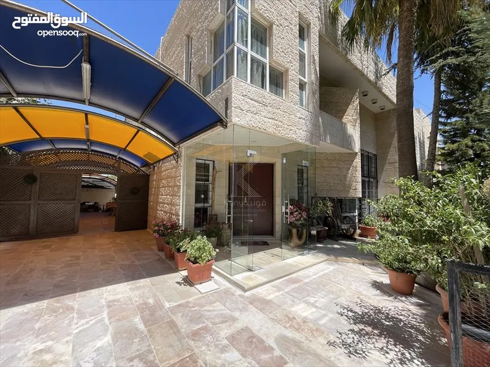 Furnished Villa For Rent In Dair Ghbar