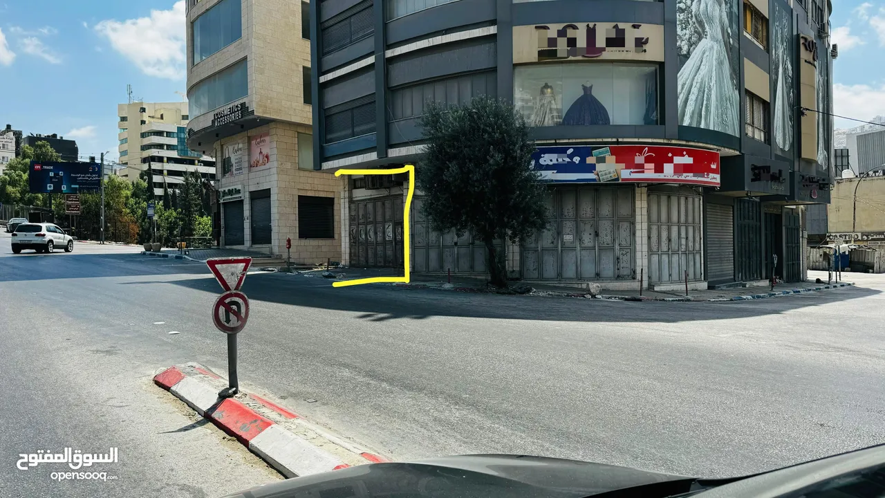 محل بيع بالخلو