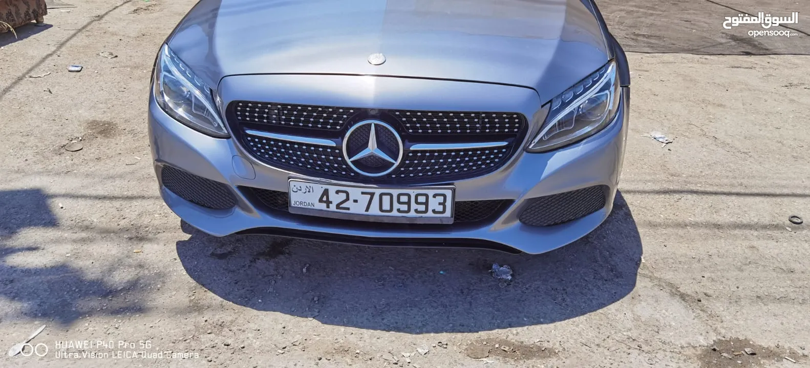 مرسيدس C350e بحالة ممتازة فل اضافات