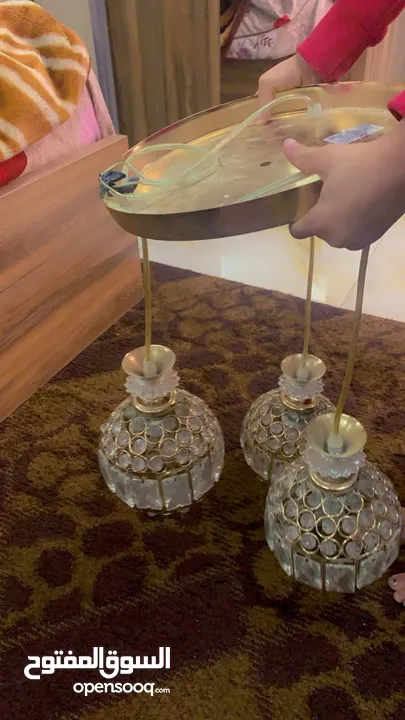 ثرية كريستال ثلاثية شبه جديدة