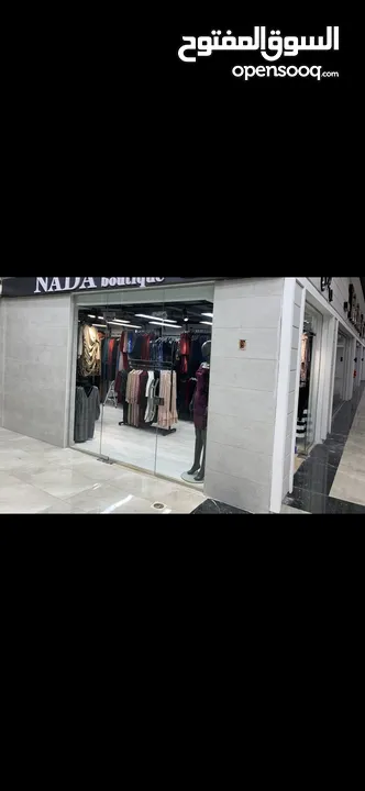 محل للايجار جنين شارع ابو بكر عماره التاج مول الطابق الارضي