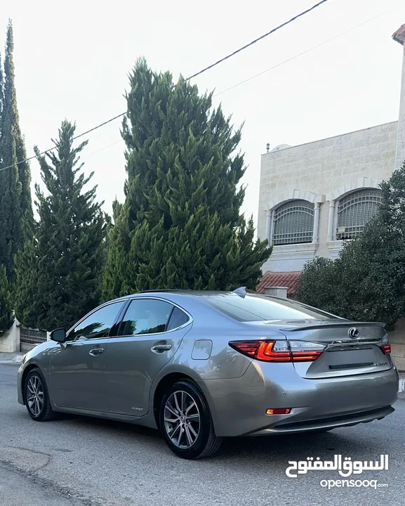 لكسز es300h بالكرتونة كرت ابيض للبيع المستعجل بسعر حرق