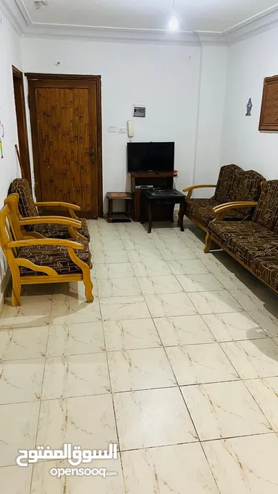شقة للبيع بسعر مغري