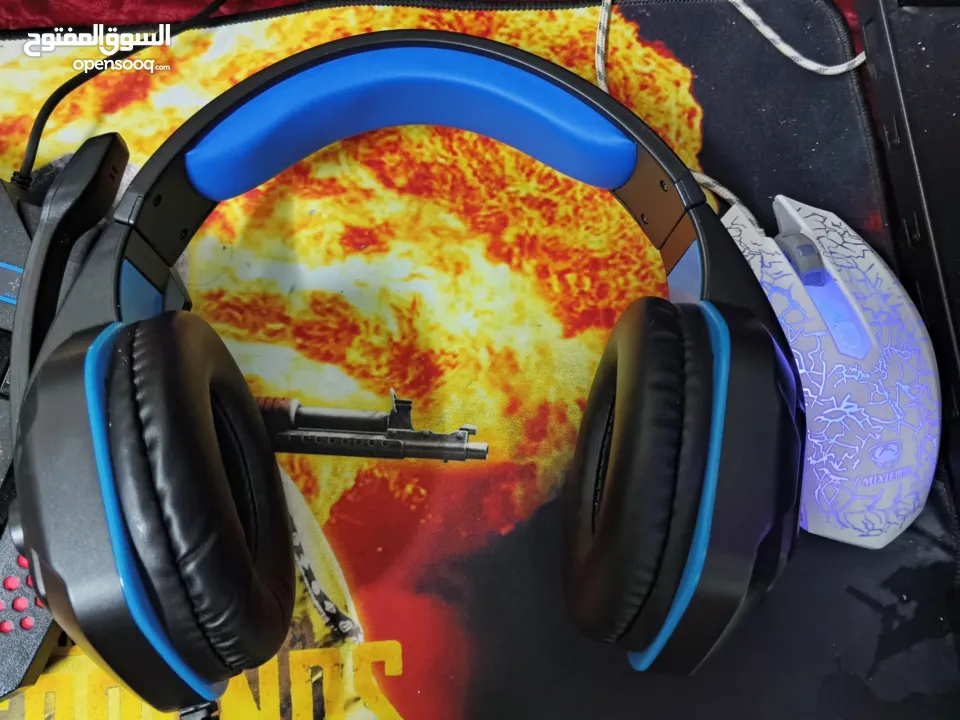 BCمع كامل اغراضه