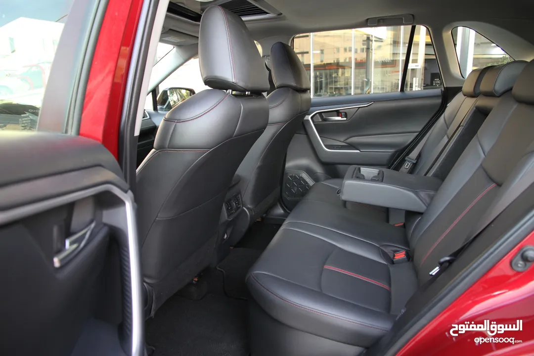 تويوتا وارد المركزية RAV4 XLE