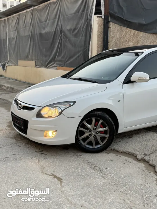 هونداي i30 اصل برايفت ترخيص 2011 مش 2008  الدفع فقط كاااااش