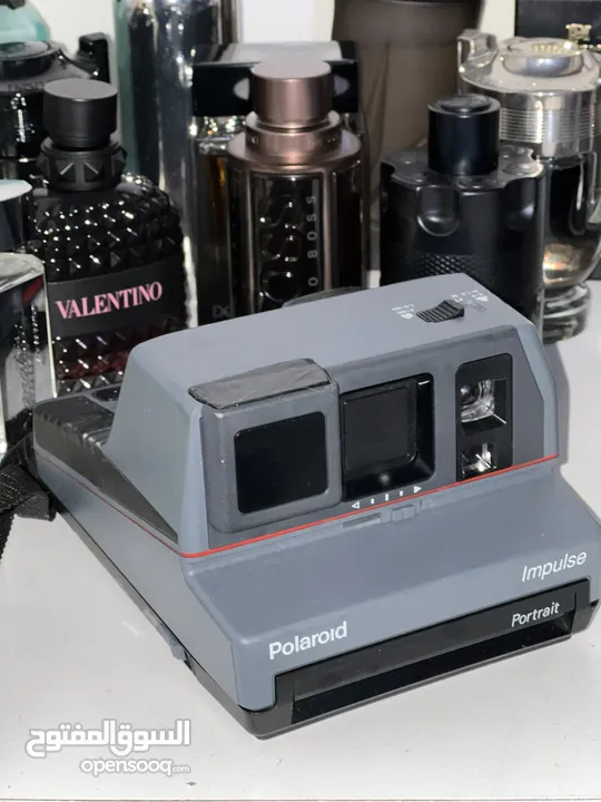كاميرا polaroid