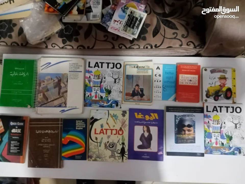 كتب وقصص انجليزي وعربي وتعليمي كميه كبيره اي كتاب بدينار