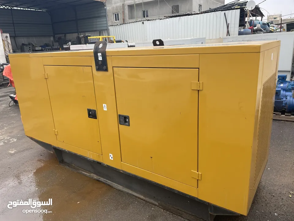 مولد كهرباء موديل 2012 بيركنز 150 KVA