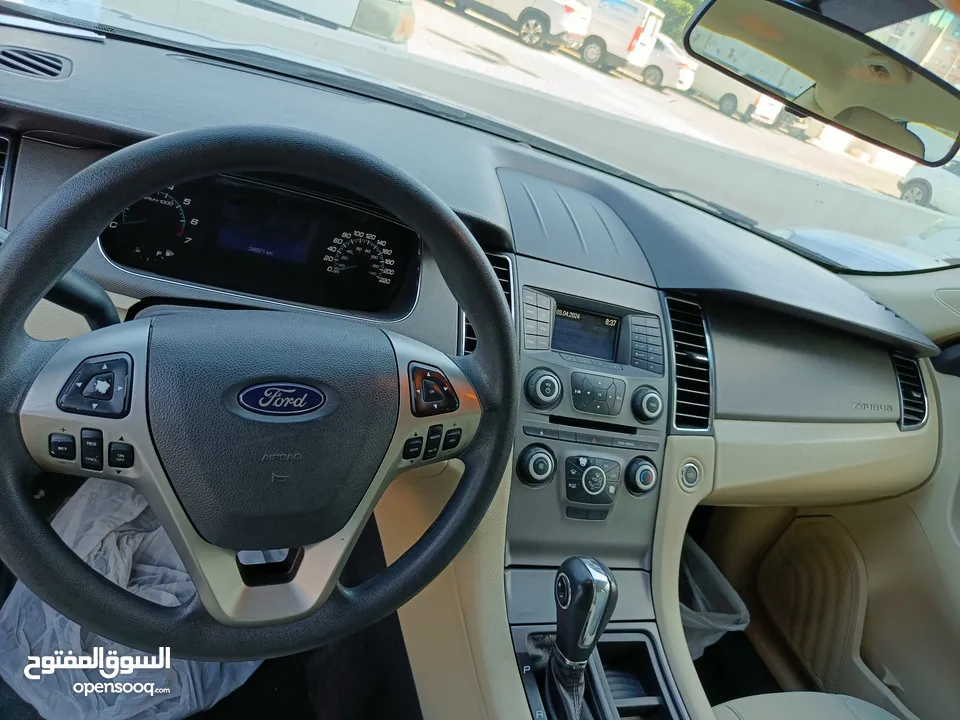 Ford Taurus 2013