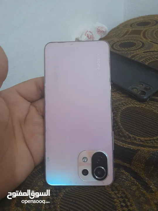 تلفون للبيع او البدل اقراء للوصف