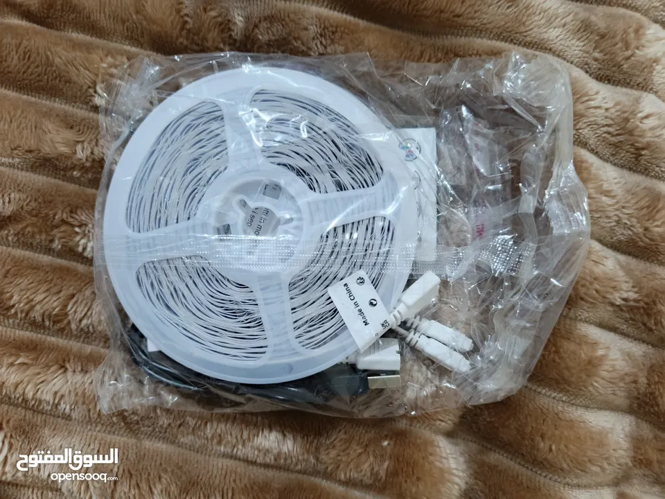 إضاءة LED strip lights (RGB) جديد بسعر الحرق 30 متر