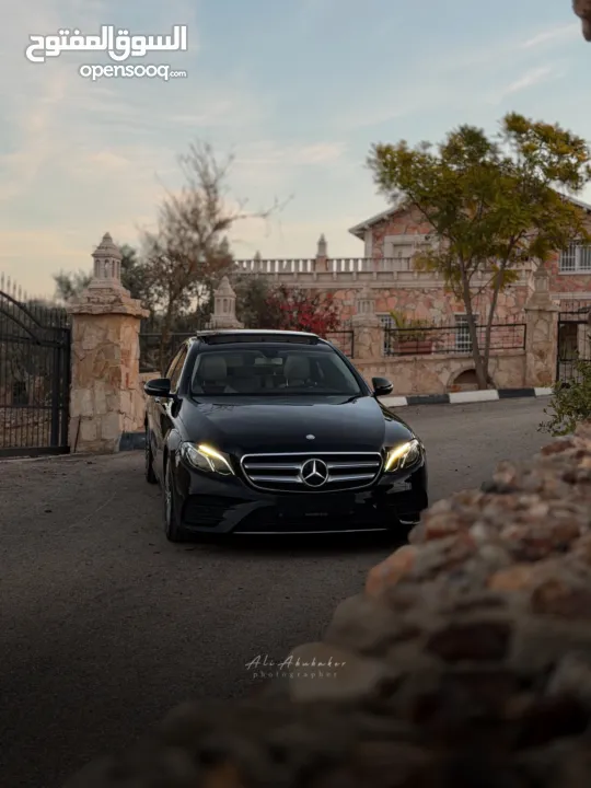 مرسيدس بنز E200 AMG موديل 2018 بالرخصه اصل برايفت عداد 100 الف يد 3 رخصه تامين سنه فحص فوق الممتاز